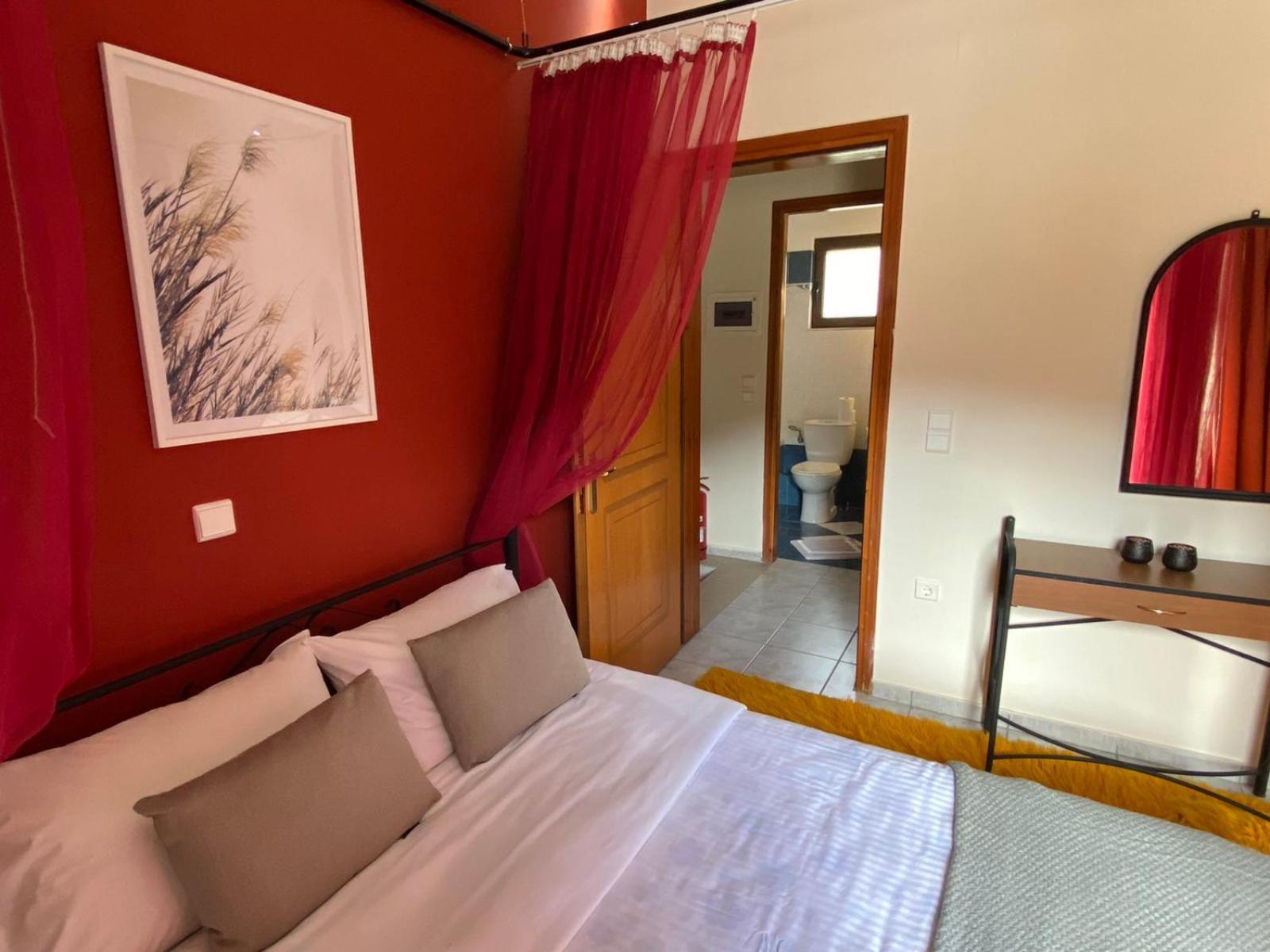 Artemis Mezonetes Apartment Калаврита Екстериор снимка